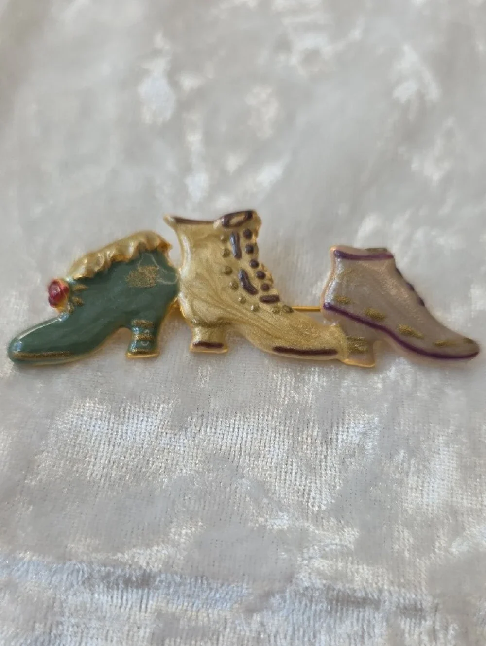 Vintage Lot Brooches Trifari, 1928, Unbranded* - Picture 8 of 9